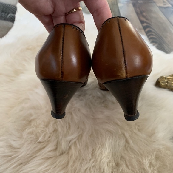 Vintage leather Brevitt Wing Tip heels Sz 8aa - Picture 5 of 6